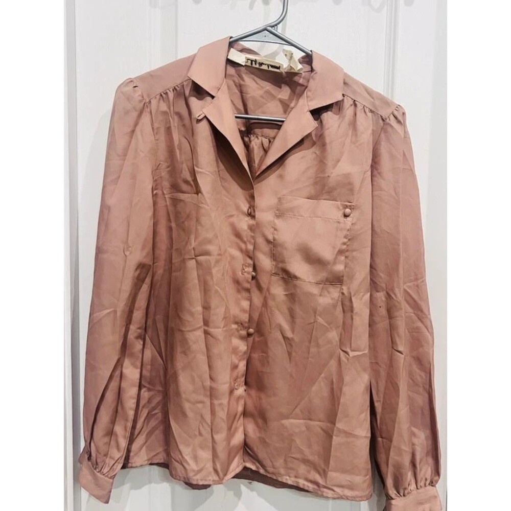 Lady Manhattan Women’s Size 8 Blush Pink Long Sleeve Button Front Blouse Vintage
